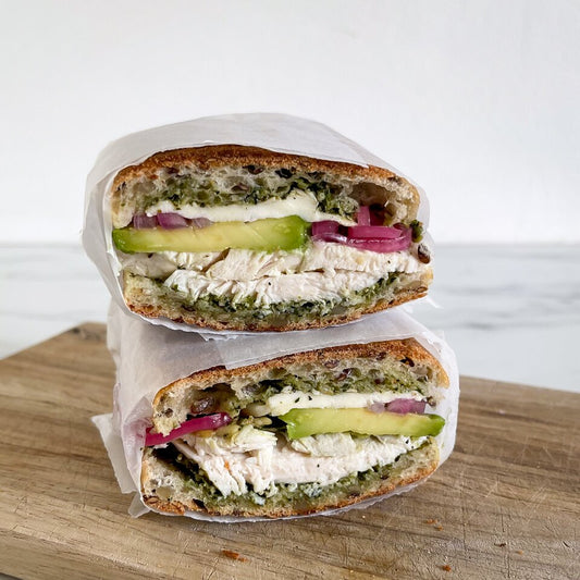 Sandwich: Tunsalat i sprød ciabatta